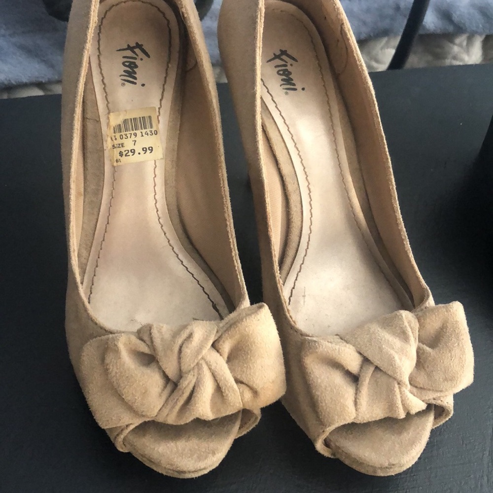 Nude heels